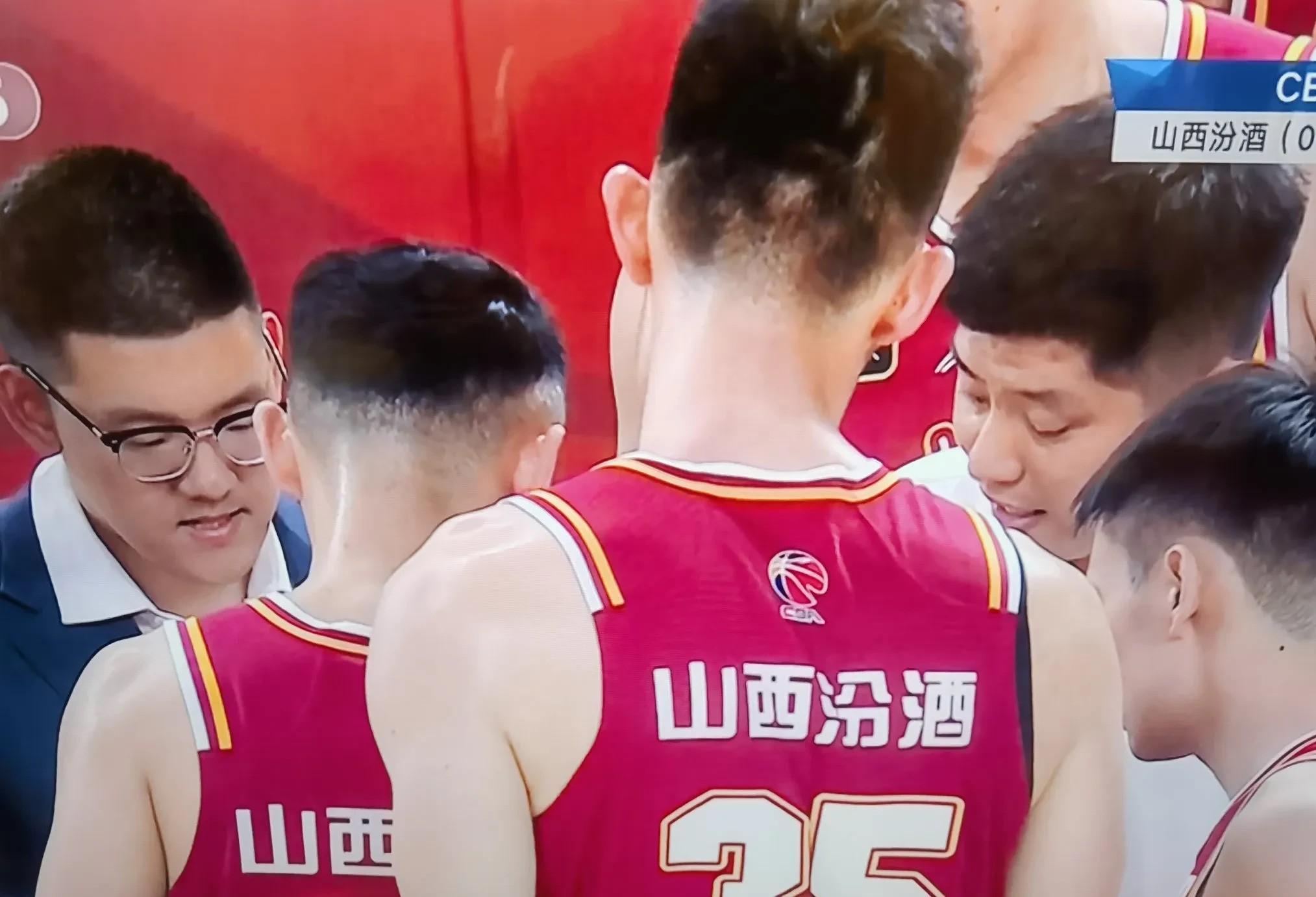 山西男篮逆转夺冠,晋级成功 山西男篮逆转夺冠,晋级成功