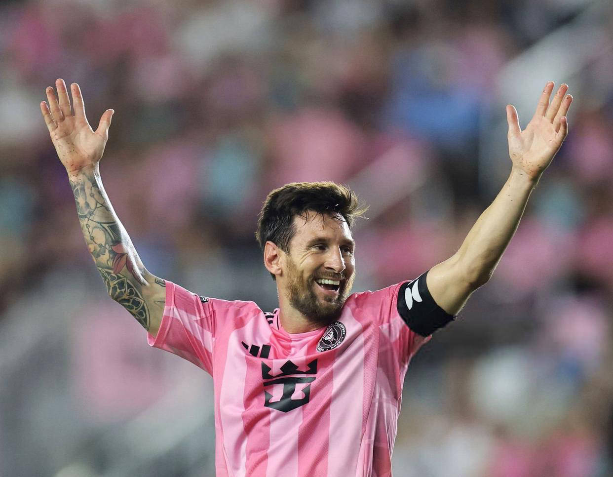 梅西独造四球，巴萨大胜豪取联赛三连胜