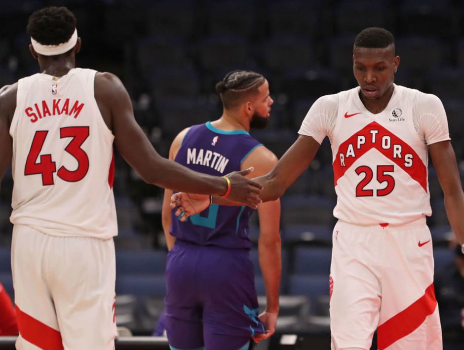 猛龙客场击败黄蜂,赢得关键比赛 猛龙客场击败黄蜂,赢得关键比赛