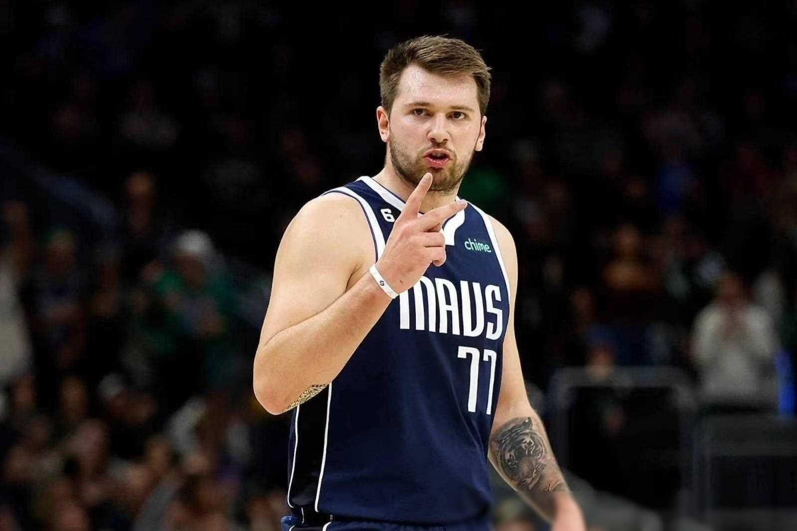 独行侠大胜老鹰,东契奇发挥出色 独行侠大胜老鹰,东契奇发挥出色