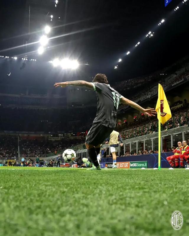 关于意甲：尤文图斯绝杀AC米兰，豪取赛季首胜的信息