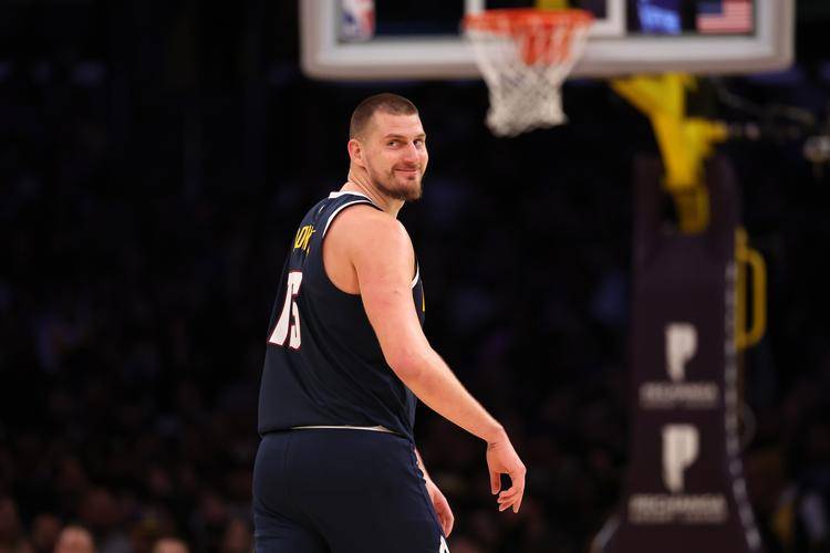 灰熊横扫骑士，约基奇高光表现